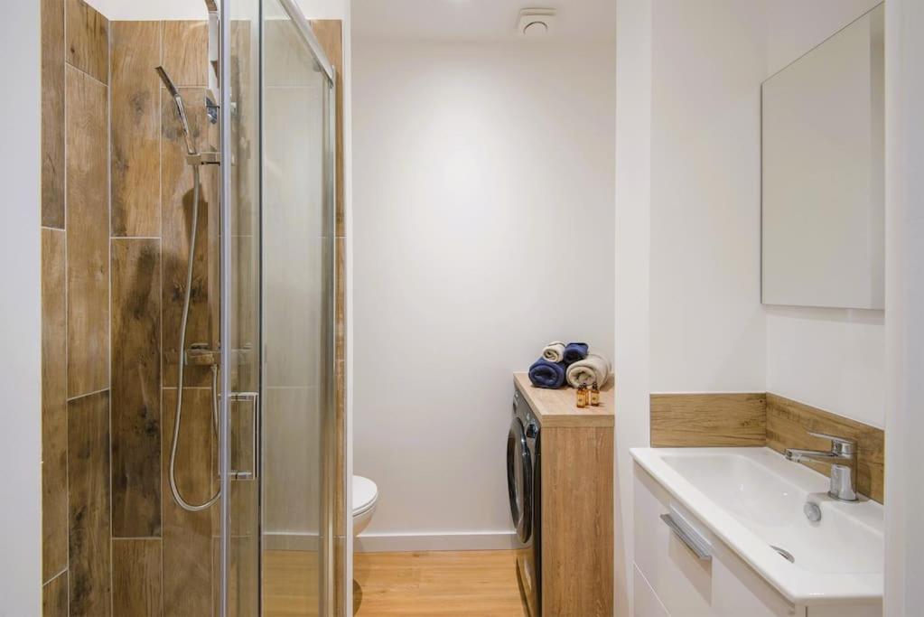 Spacious T2 Near The Halles And The Harbour Тулон Екстер'єр фото