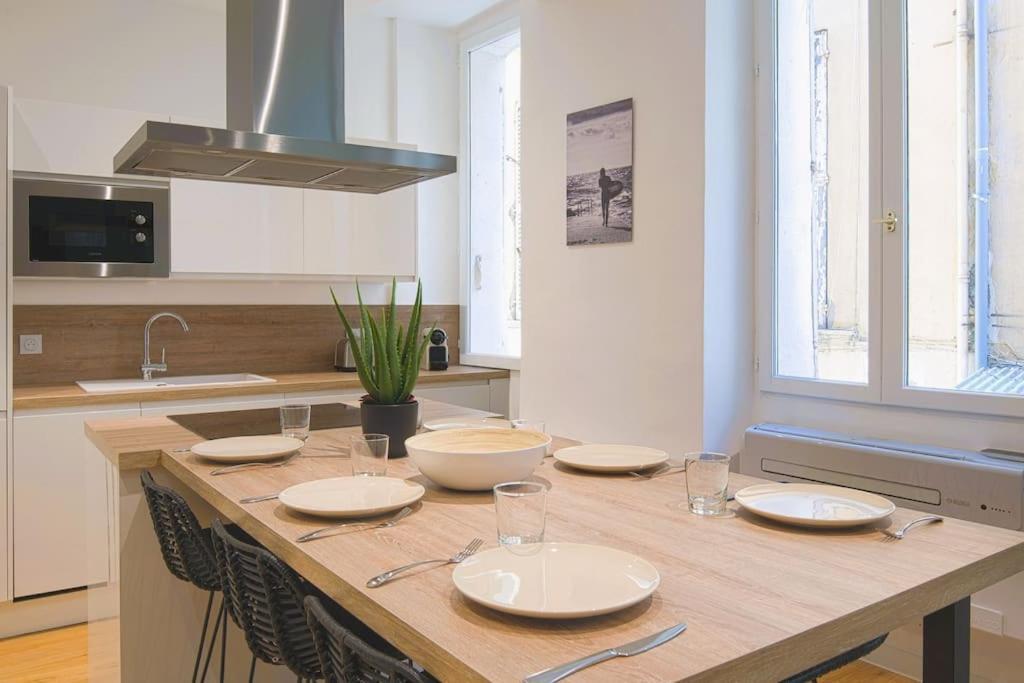 Spacious T2 Near The Halles And The Harbour Тулон Екстер'єр фото